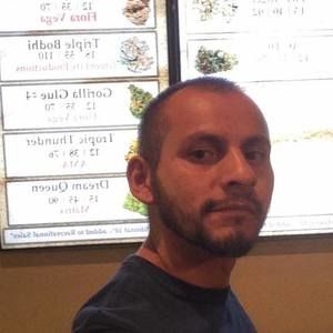 Meet your Posher, Manuel